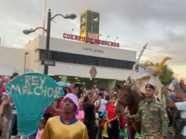 Reyes Magos llenan de alegría calles del Distrito Nacional