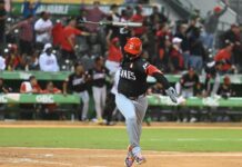 Escogido derrota a las Estrellas y se pone a un paso de la final