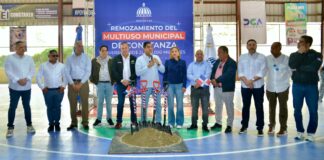 Ministro Kelvin Cruz inicia remodelación del multiuso de Constanza