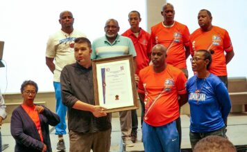 Daniel Seoane, reconocido por su aporte al baloncesto