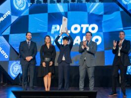 FDA reconoce a Felipe Benito Ramos como “Piloto del Año” 2024