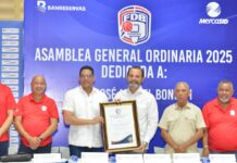 José Miguel Bonetti es reconocido por FEDOMBAL en su Asamblea Anual