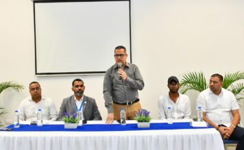 MIDEREC imparte charla de integridad y ética en el Albergue Olímpico