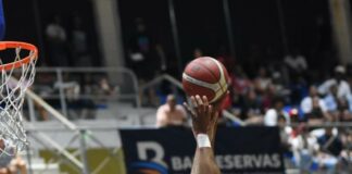 Mellizos del Sur continúan su racha perfecta con aplastante triunfo sobre Correcaminos