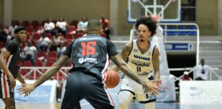 Marineros doblegan a los Leones en la Súper Liga LNB