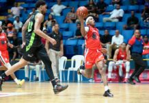 Brayan Saviñón guía a Leones en dominante victoria ante Soles