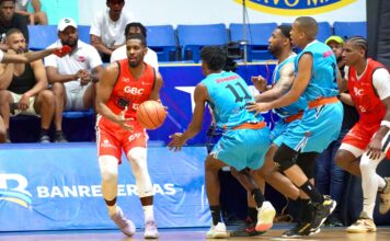 Gerardo Suero debuta y lidera triunfo de Leones sobre Titanes