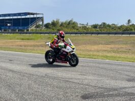 Persio López se impone con poderío en las motos del GP Yokohama