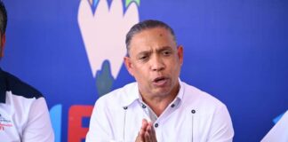 Alcalde Alex Díaz elogia la organización de los XI Juegos Escolares Nacionales