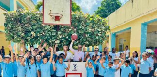 Escuela Máxima Tavárez recibe utilería deportiva de INEFI