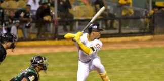 ¡Festival de batazos! Águilas castigan a Estrellas