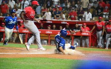 Licey derrota al Escogido en diez entradas