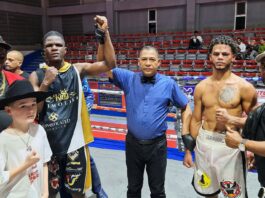 Joel Johnián Simonién vence a Aris Rosario en “La Batalla de Santiago 6”