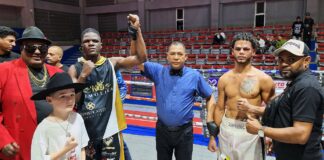 Joel Johnián Simonién vence a Aris Rosario en “La Batalla de Santiago 6”