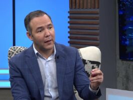 Manipulación y clientelismo social del gobierno del PRM