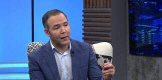 Manipulación y clientelismo social del gobierno del PRM