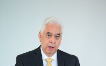 UNICARIBE presenta nuevo Rector 2025–2027 y reafirma su compromiso con la innovación educativa En la gráfica, el nuevo rector de UNICARIBE, presentado en el acto solemne, doctor Ricardo A. Ramírez Mendoza.