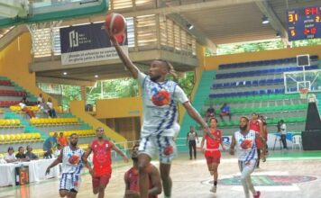 Quisqueya y Miramar empatan en la cima del TBS-SPM 2025