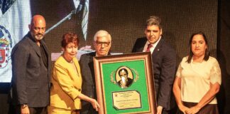 UDESA entrega Premio Hanns Hieronimus a la ACAP