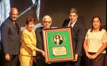 UDESA entrega Premio Hanns Hieronimus a la ACAP