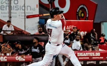 Gigantes y Leones reparten victorias en doble cartelera