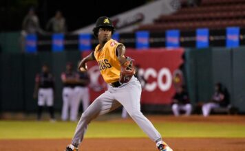 Águilas derrotan a Gigantes y siguen su dominio