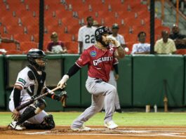 Gigantes superan a Toros con batazo de Leury García
