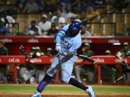 Licey remonta con rally de cuatro y derrota a Estrellas