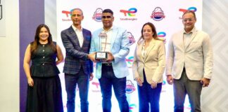 Félix José recibe reconocimiento en premiación “Los Dominicanos Primero”