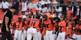 Sánchez y De La Cruz lideran paliza de Toros ante Águilas