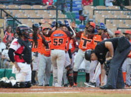 Toros desatan ofensiva y apabullan al Escogido