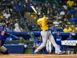 Águilas vuelven a imponerse y dominan al Licey