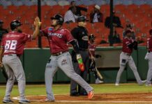 Gigantes remontan y vencen a los Toros