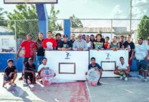 INEFI entrega aros y tableros en Los Jardines