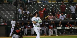 Lester la saca y Estrellas doblegan a Leones