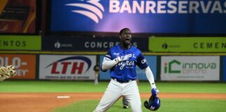 Jonrón de Mauricio da victoria al Licey ante Leones