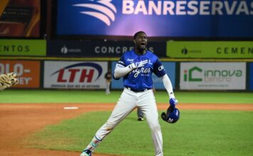 Jonrón de Mauricio da victoria al Licey ante Leones
