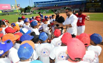 FEDOM y MLB finalizan en la capital programa de clínicas infantiles