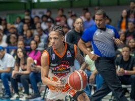 Tejeda y Ramos conducen al Antonio Guzmán frente a Savica