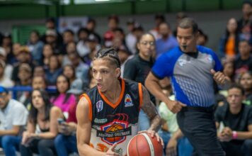 Tejeda y Ramos conducen al Antonio Guzmán frente a Savica