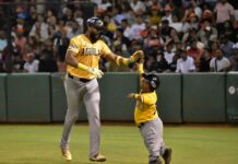 Águilas derrotan a Toros y empatan en el pase a la Final