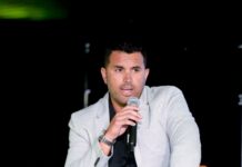 Pipe Urueta recibe premio Manager del Año en LIDOM 2025-2026