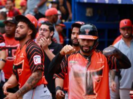 Toros vencen al Escogido y empatan la cima del Round Robin