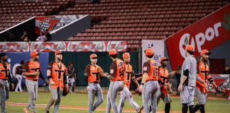 Toros se imponen y aprietan la lucha por clasificar a la Final