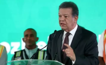 Leonel Fernández tilda al Gobierno de “tramposo” y cuestiona uso de recursos públicos