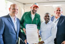 Juan Luis Guerra es declarado «Visitante Distinguido» en Santiago de los Caballeros