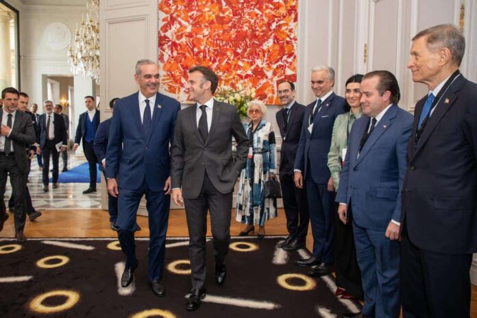 2998e1ed-62e1-4afc-a247-2e34454be1c5-0764b2a4