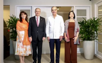 Luis Abinader viaja a Chile para toma de posesión de José Antonio Kast