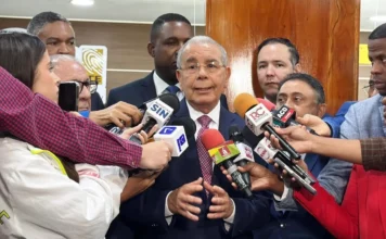 Danilo Medina critica al Gobierno por falta de medidas ante la crisis económica