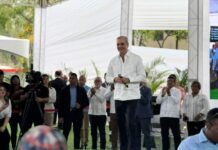 Luis Abinader entrega más de 400 títulos de propiedad en Hato Nuevo II en Los Alcarrizos